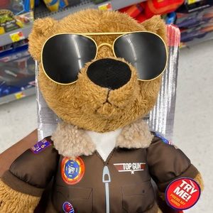 Meet your Posher, Deandra